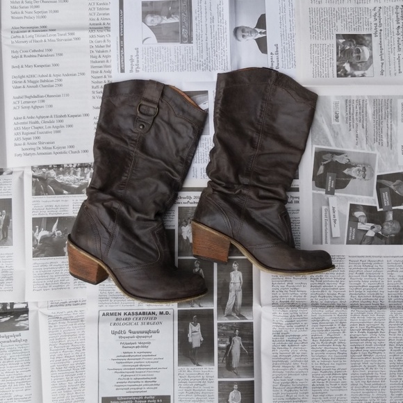 Steve Madden cowboy boots. 👢👢 - Picture 4 of 11